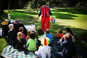 Kids Parties, Balloon Twisting, Magician Gold Coast - The Magic Castle Gold Coast