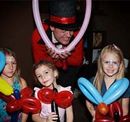Kids Parties, Balloon Twisting, Magician Gold Coast - The Magic Castle Gold Coast